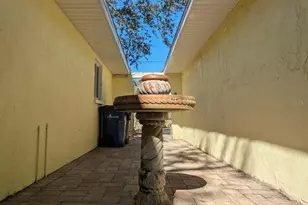 1710 Robbins Rd, Nokomis, FL 34275 - Photo 33