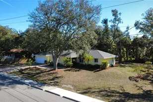 1710 Robbins Rd, Nokomis, FL 34275 - Photo 3