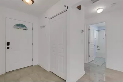 4557 Worcester Road, Sarasota, FL 34231 - Photo 5