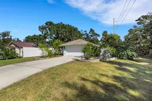 4557 Worcester Rd, Sarasota, FL 34231 - Photo 3