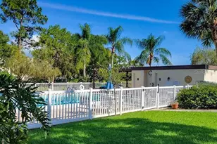 5052 Marsh Field Rd, Sarasota, FL 34235 - Photo 11