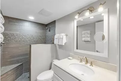 1650 1st Avenue W #307B, Bradenton, FL 34205 - Photo 19