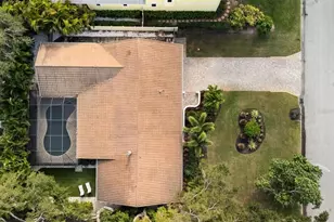 3727 Tangier Terrace, Sarasota, FL 34239 - Photo 5