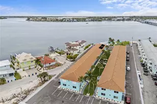 117 7th St N, Bradenton Beach, FL 34217 - Photo 3