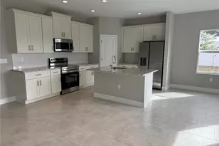 1047 Comfort Ln, North Port, FL 34288 - Photo 7