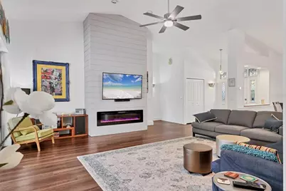4305 Highland Oaks Circle, Sarasota, FL 34235 - Photo 11