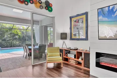 4305 Highland Oaks Circle, Sarasota, FL 34235 - Photo 13