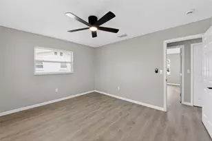 6224 7th Ave Dr W, Bradenton, FL 34209 - Photo 11