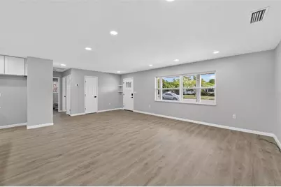 6224 7th Avenue Drive W, Bradenton, FL 34209 - Photo 3