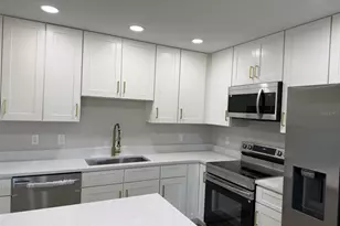 6224 7th Ave Dr W, Bradenton, FL 34209 - Photo 5