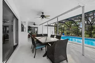 2426 River Ridge Dr, Sarasota, FL 34239 - Photo 29