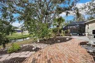 2426 River Ridge Dr, Sarasota, FL 34239 - Photo 37