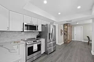 2426 River Ridge Dr, Sarasota, FL 34239 - Photo 15