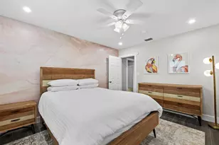 2426 River Ridge Dr, Sarasota, FL 34239 - Photo 27