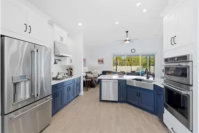 11160 Fieldstone Drive, Palmetto, FL 34221 - Photo 9