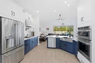 11160 Fieldstone Dr, Palmetto, FL 34221 - Photo 9