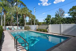 226 Chartley Ct N, Sarasota, FL 34232 - Photo 37