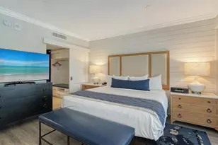 225 Sands Point Rd, Longboat Key, FL 34228 - Photo 15