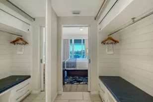 225 Sands Point Rd, Longboat Key, FL 34228 - Photo 17