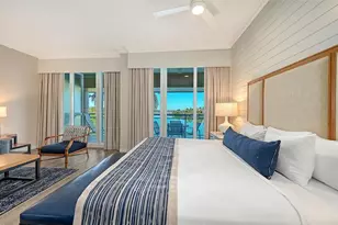 225 Sands Point Rd, Longboat Key, FL 34228 - Photo 7