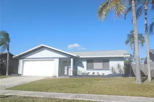 6725 Friendship Dr, Sarasota, FL 34241 - Photo 1