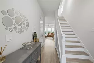 2245 Muesel St, Sarasota, FL 34237 - Photo 3