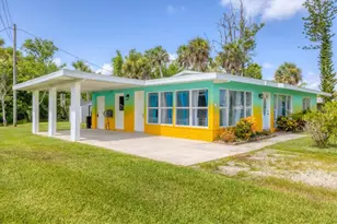 156 Myakka Dr, Venice, FL 34293 - Photo 3