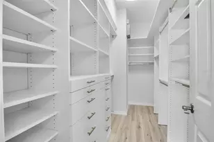 4845 Hanging Moss Ln, Sarasota, FL 34238 - Photo 25