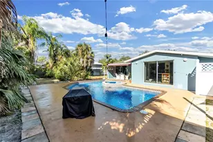 2332 Pinehurst St, Sarasota, FL 34231 - Photo 5