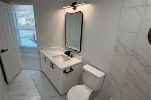 6928 43rd Ct E, Sarasota, FL 34243 - Photo 49