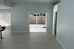 6928 43rd Ct E, Sarasota, FL 34243 - Photo 17