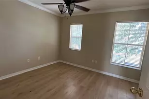 6918 Hawthorne Trace Ln, Riverview, FL 33578 - Photo 9