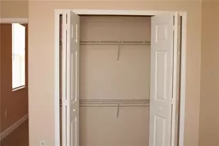 3590 Parkridge Cir, Sarasota, FL 34243 - Photo 17