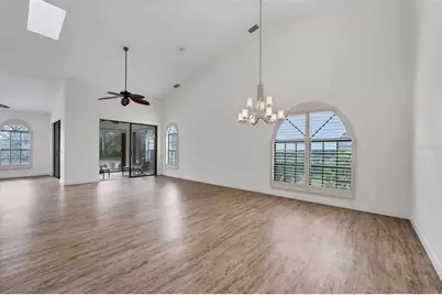 7331 Villa D Este Drive, Sarasota, FL 34238 - Photo 11