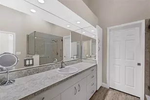 7331 Villa D Este Dr, Sarasota, FL 34238 - Photo 23