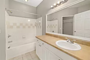 5501 Rosehill Rd, Sarasota, FL 34233 - Photo 21