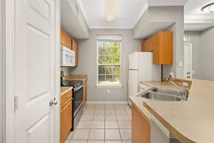 5501 Rosehill Rd, Sarasota, FL 34233 - Photo 19