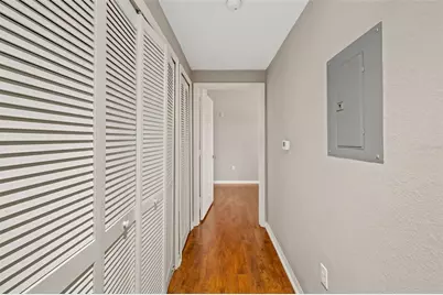 5501 Rosehill Road #103, Sarasota, FL 34233 - Photo 17