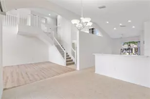 8243 47th St Cir E, Palmetto, FL 34221 - Photo 9