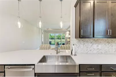 6017 Mesa Glen, Bradenton, FL 34203 - Photo 13