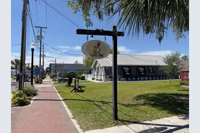 332 NW Crystal Street, Crystal River, FL 34428 - Photo 11