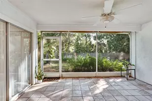 3448 Tallywood Cir, Sarasota, FL 34237 - Photo 15