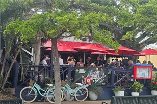 1013 W Peppertree Dr, Sarasota, FL 34242 - Photo 29