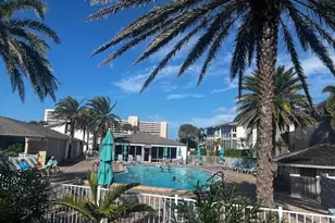 1013 W Peppertree Dr, Sarasota, FL 34242 - Photo 17