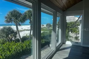 1013 W Peppertree Dr, Sarasota, FL 34242 - Photo 19