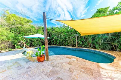 503 Bayview Drive, Holmes Beach, FL 34217 - Photo 33