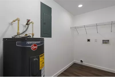 305 19th Street East, Bradenton, FL 34208 - Photo 17