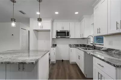 305 19th Street East, Bradenton, FL 34208 - Photo 3