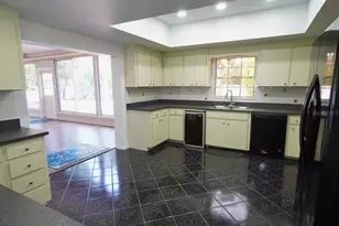 16 Golf View Dr, Englewood, FL 34223 - Photo 13