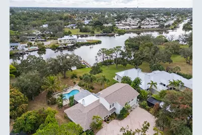 5155 Riverwood Avenue, Sarasota, FL 34231 - Photo 3